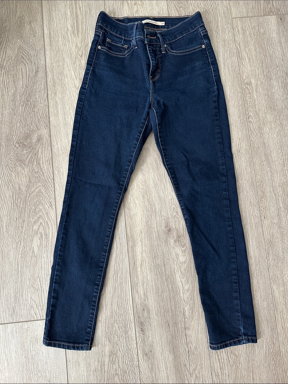 Levi's 311 Shaping Skinny Jeans Dark Indigo Women's Size 25